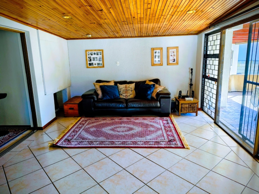 5 Bedroom Property for Sale in Paarl North Western Cape